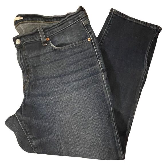 Levi’s ~ Blue Denim Boyfriend Jeans ~ size 33 - Picture 1 of 12